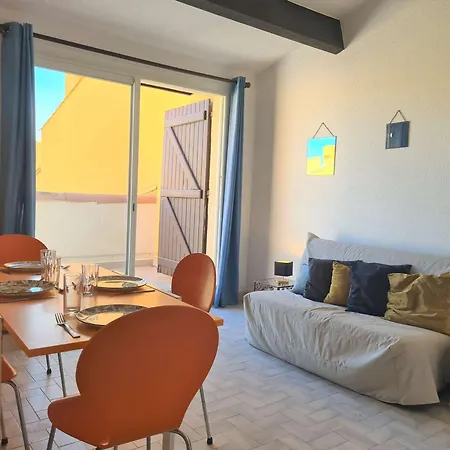 Apartmán T2 Avec Parking Et Acces Direct A La - Fr-1-249-129 *
